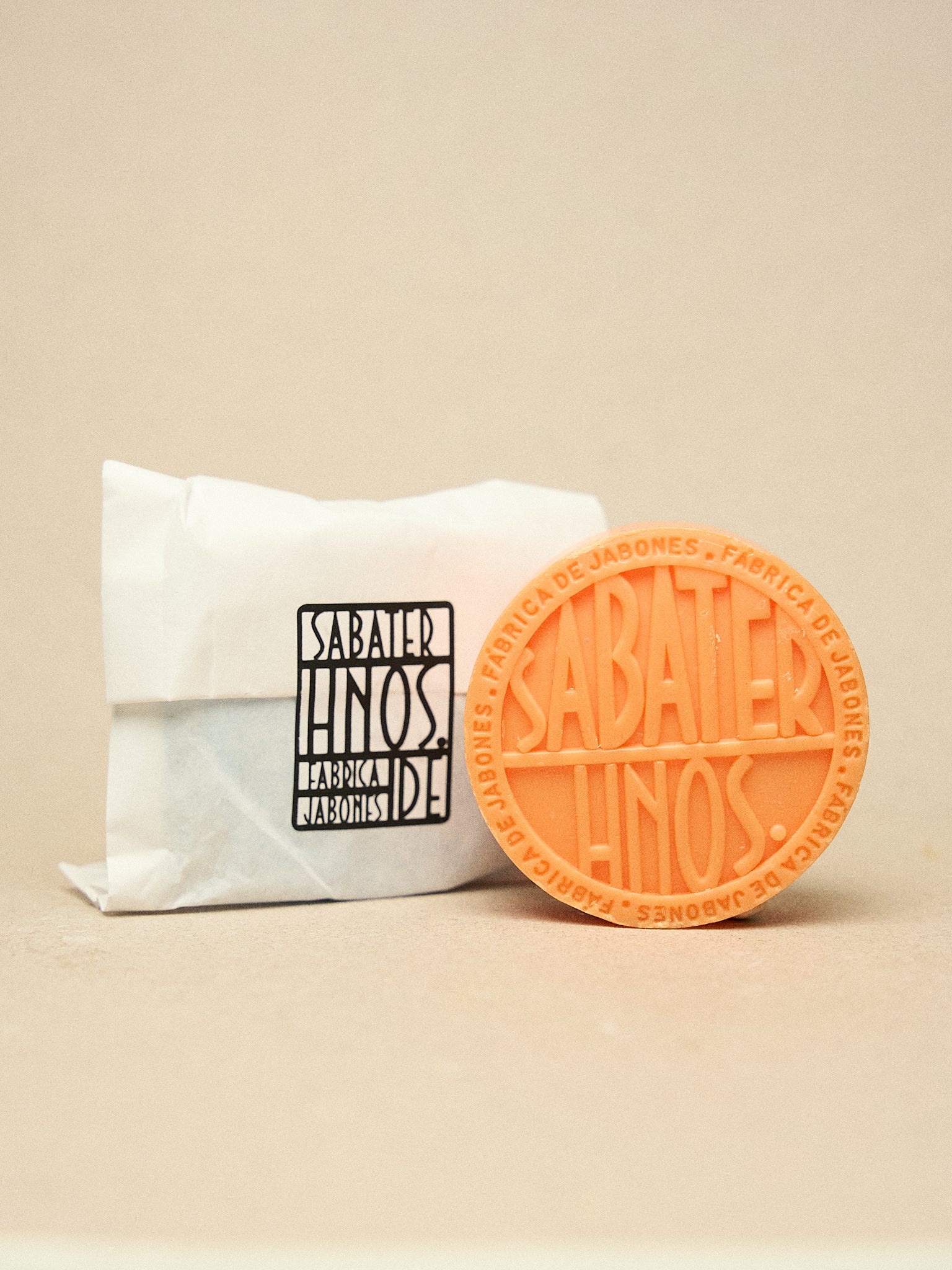 Jabón Corporal de Mandarina para todo tipo de piel - Sabater Hnos.