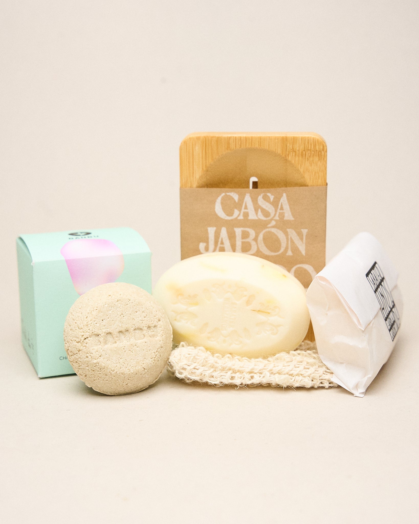 Conjunto de ducha Jabón + Champú + Sisal y Jabonera