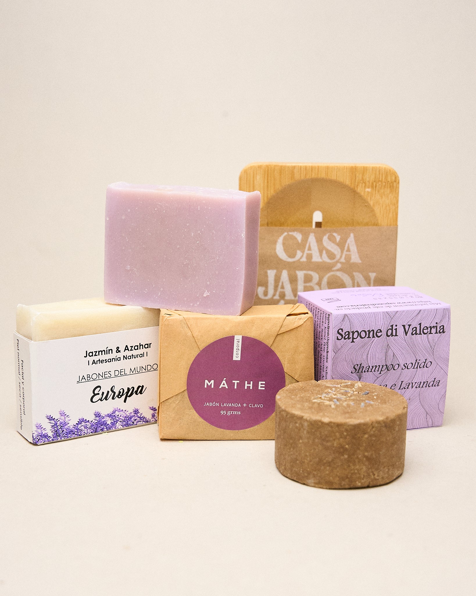 Conjunto de Lavanda con 2 Jabónes + Champú + Jabonera