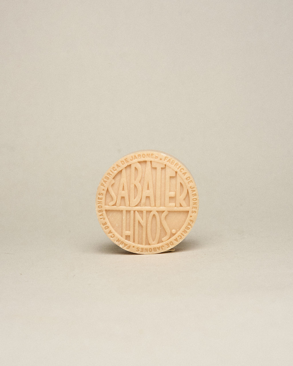 Jabón sólido artesanal de Lirio para cuerpo y rostro