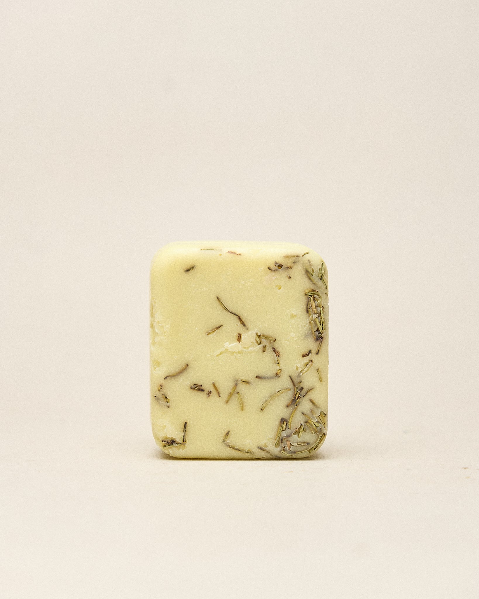 Jabón Sólido Cedro regulador de sebo para piel grasa y cuidado masculino