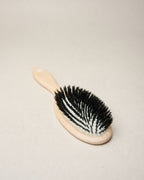 Cepillo de cerdas de jabalí para desenredar, alisar y dar brillo al cabello