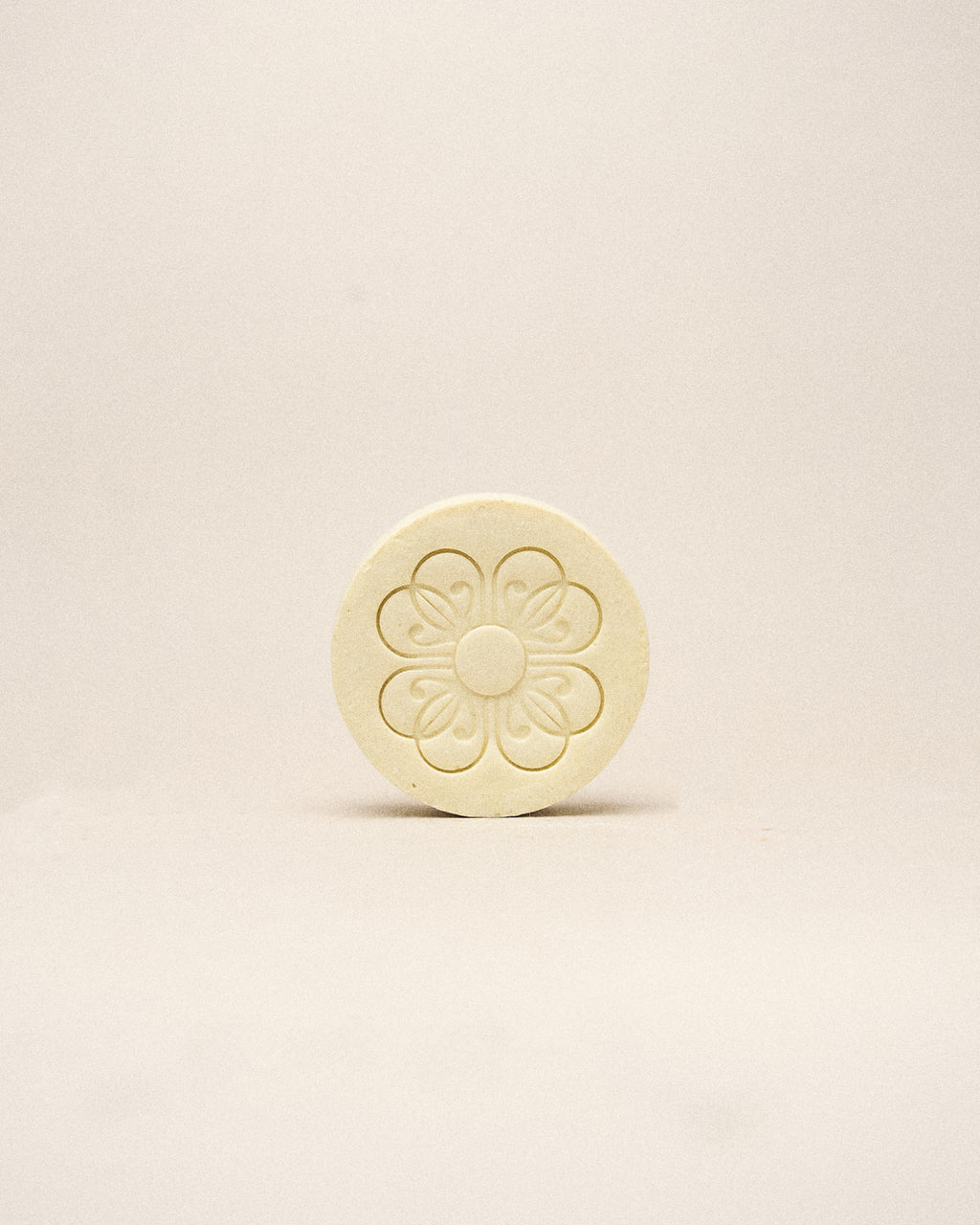 Jabón Corporal Hidratante y Reparador de Ylang-Ylang para Piel Normal y Delicada